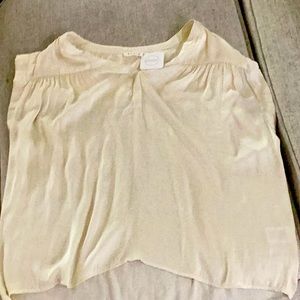 Kori mini sleeve silk like shirt. Never been worn. Size M/L